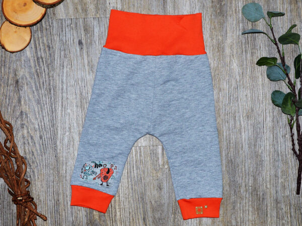 Pulli Classic "Little Monster" in Grau - Gr. 68 – Bild 3