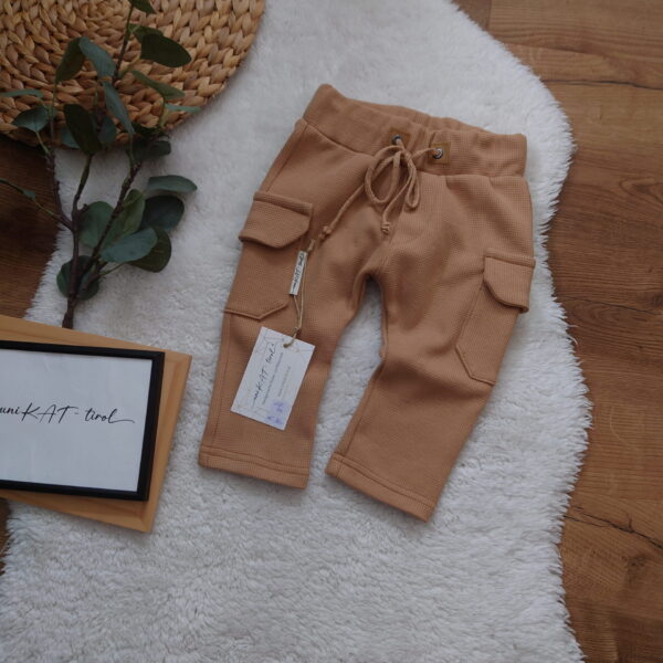 Waffelstrick-Hose „Cozy Caramel“ 🤎🍂 - Gr. 74