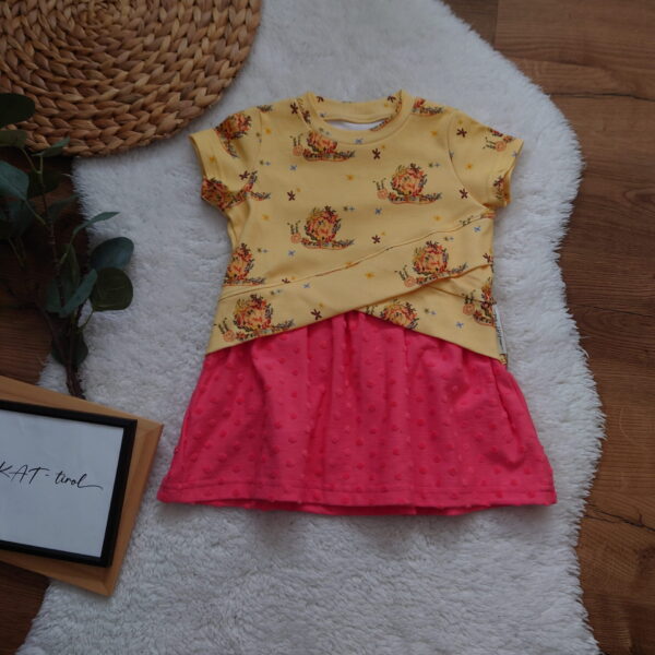Jersey-Kleid „Schnecken-Zauber“ 🐌🌸 - Gr. 92